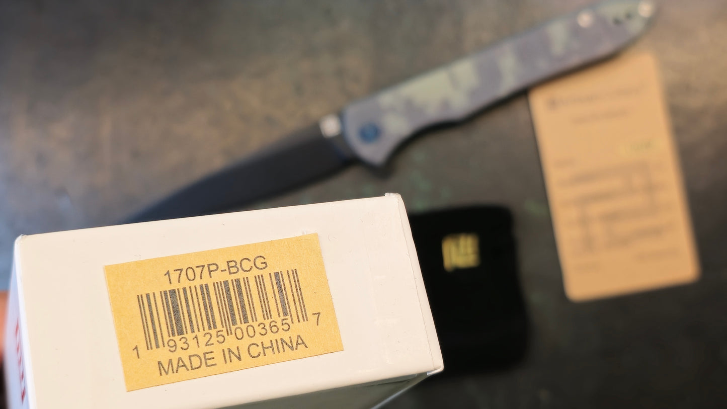 Artisan Cutlery Shark Knife Carbon Fiber Handle Plain D2 Edge 1707PS-CF (CLOSEOUT)