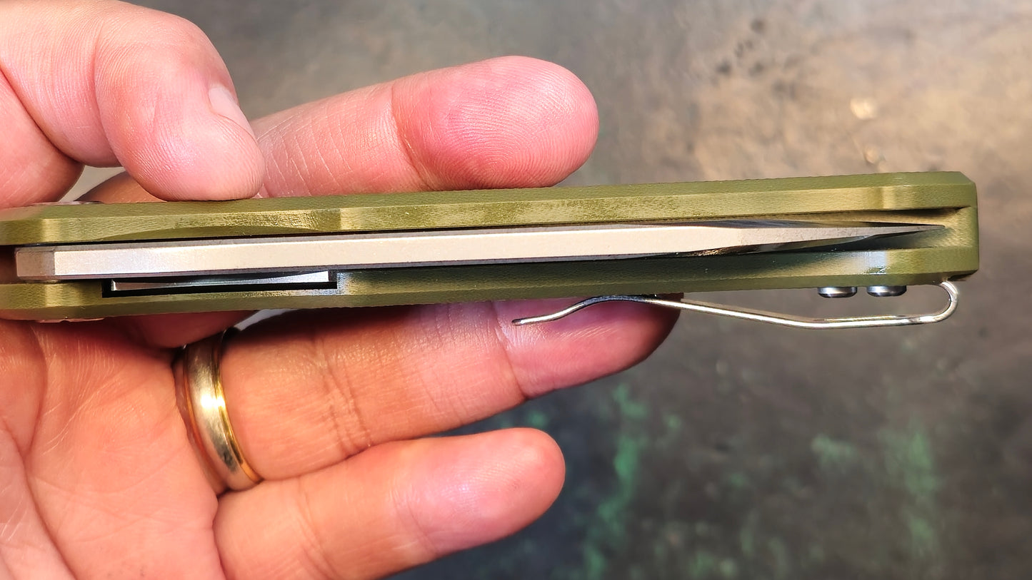 TwoSun TS421 Olive Green G10 Handle Plain Edge K110 (NEW)