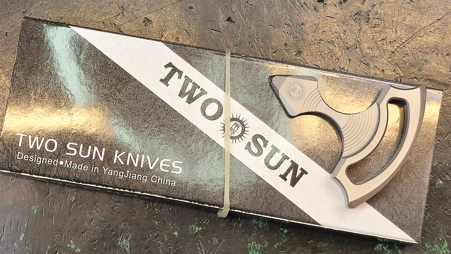 TwoSun EDC22 Window Glass Breaker Titanium Body (NEW)