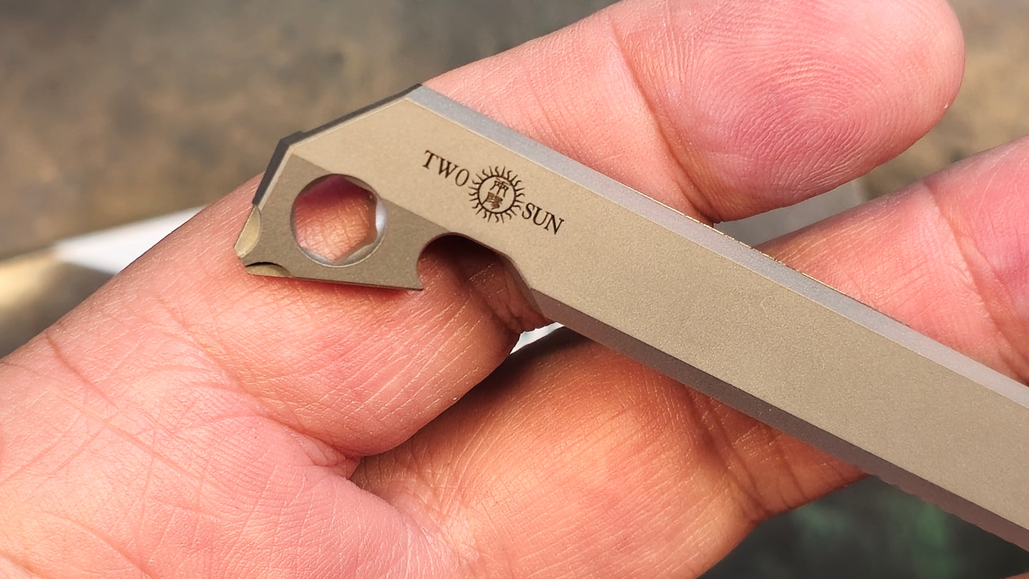 TwoSun EDC21 Sand Multitool Pry-Bar Screwdriver Gray Titanium Body (NEW)