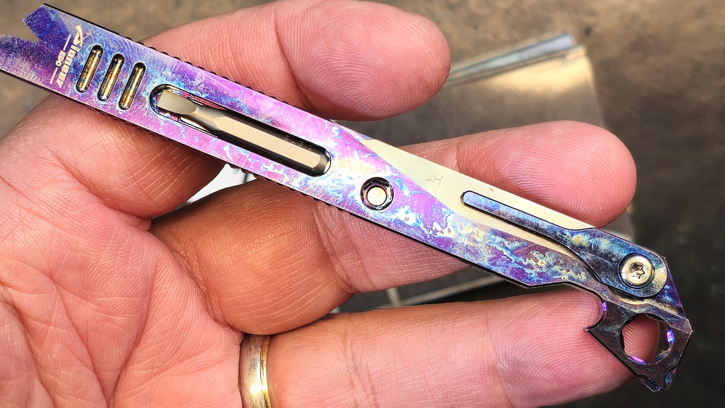 TwoSun EDC21 Color Multi-Tool Screwdriver Pry-Bar Color Titanium Body (NEW)