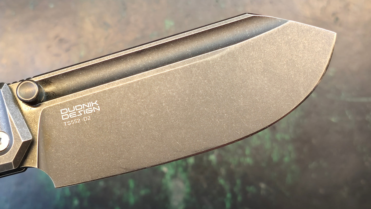 TWOSUN TS552 Black Titanium Handle D2 (NEW)