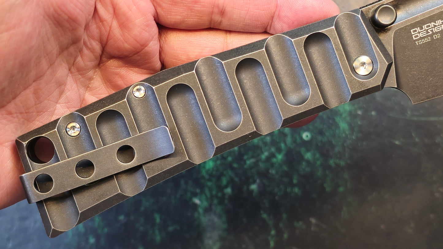 TWOSUN TS552 Black Titanium Handle D2 (NEW)