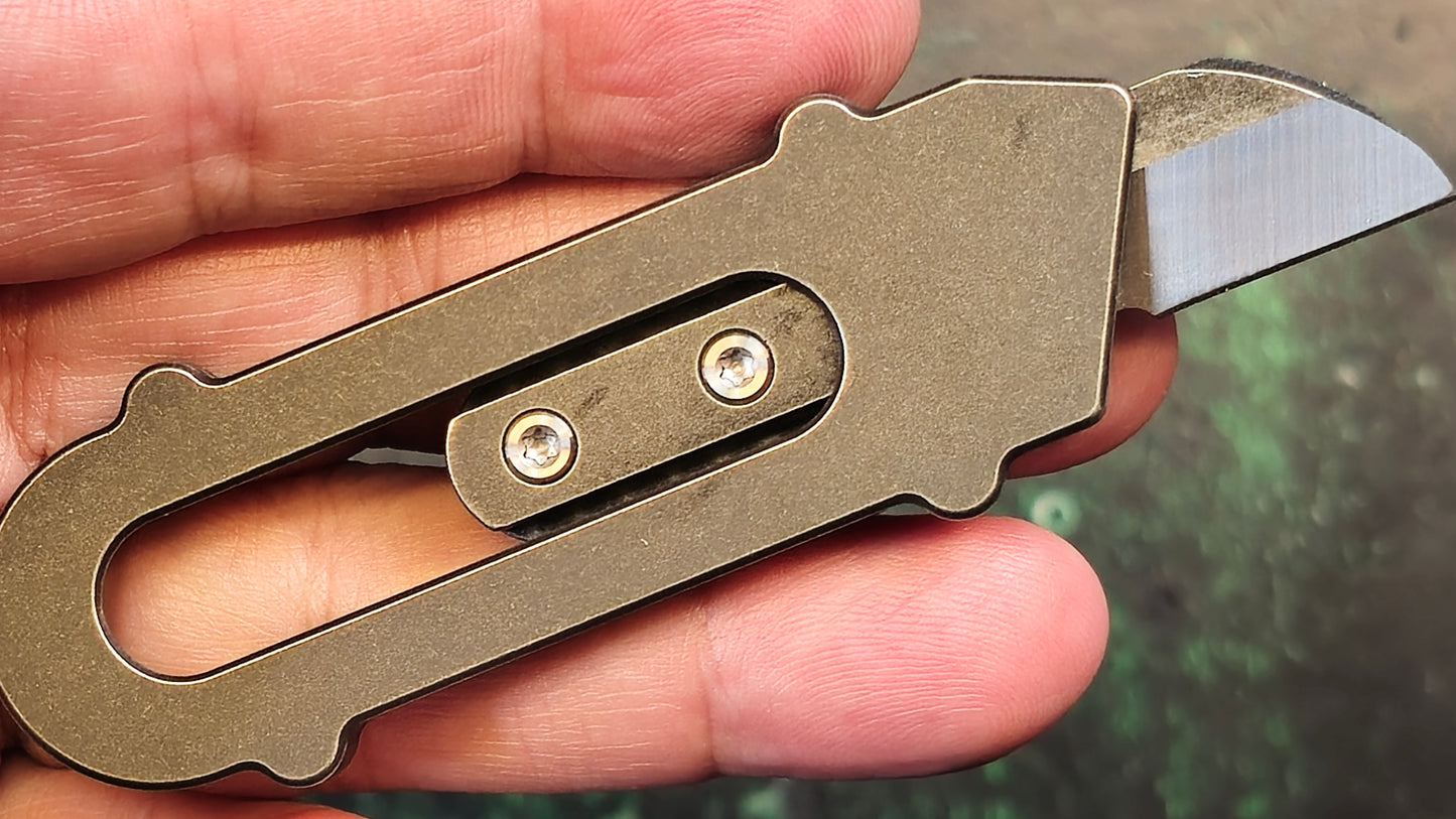 Twosun TS488-YJ01-TI Utility Knife Black Titanium (NEW)