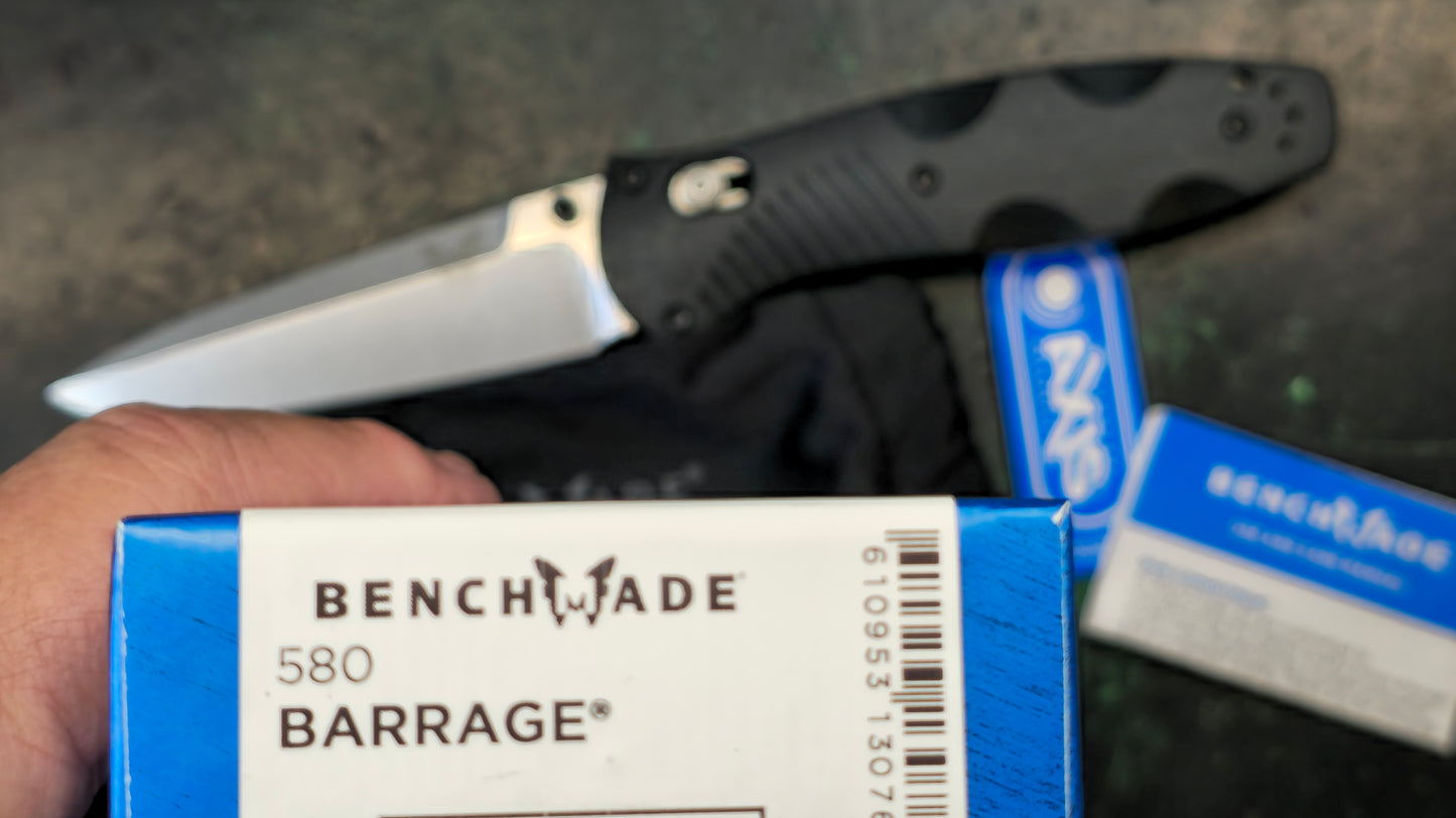 Benchmade Barrage AXIS Pocket Knife Plain Edge Satin Finish Black Handle 580