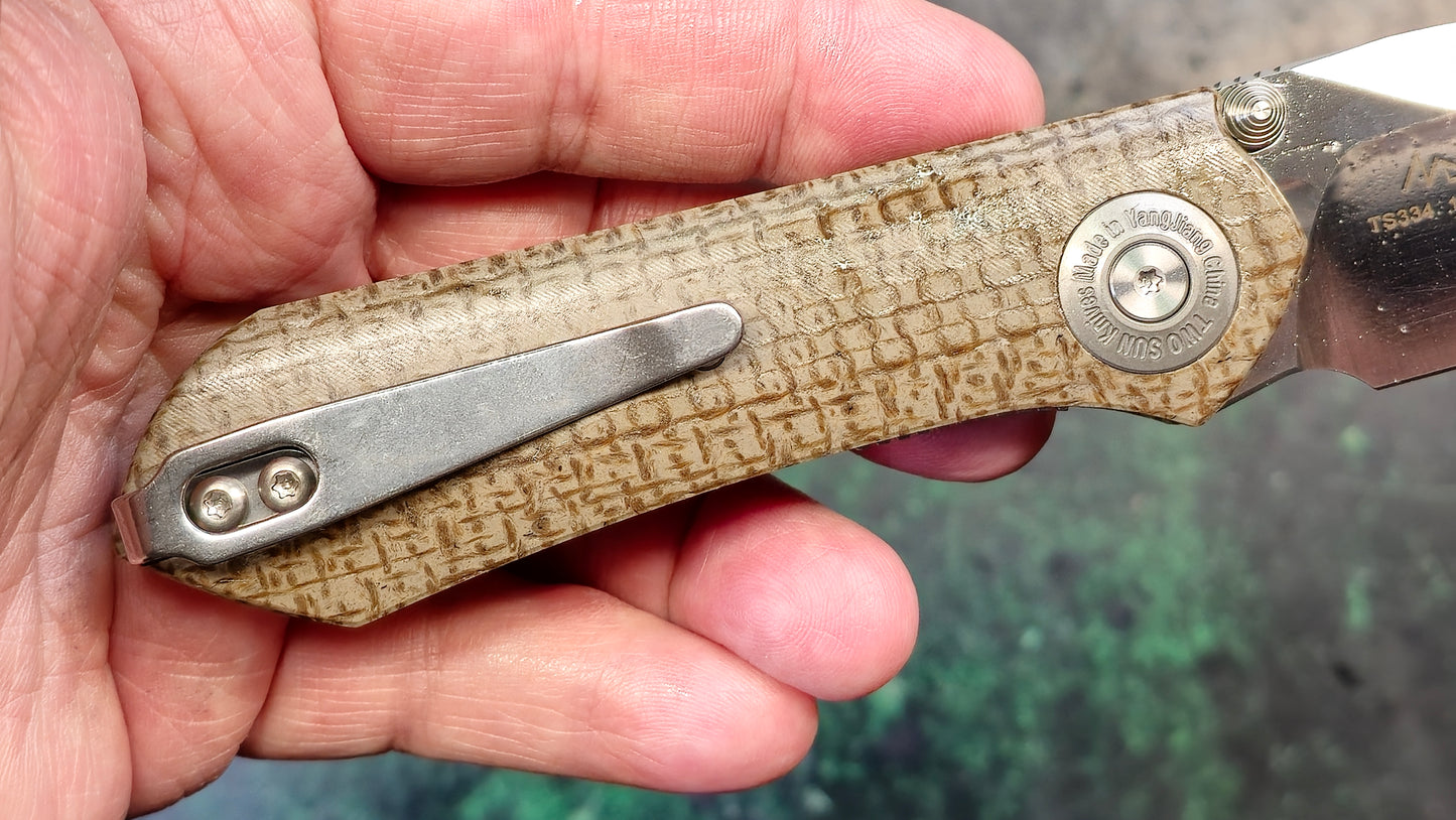 TwoSun TS334 14C28N Linen Micarta Handle Plain Edge (NEW)
