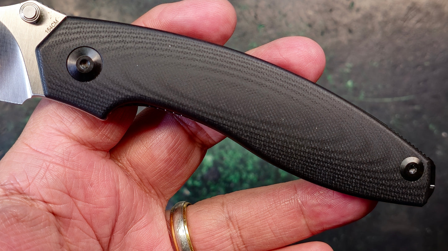 Kizer Cutlery Doberman Folding Knife 3.63" 154CM Steel Blade Black G10 Handle (NEW - OPEN BOX)