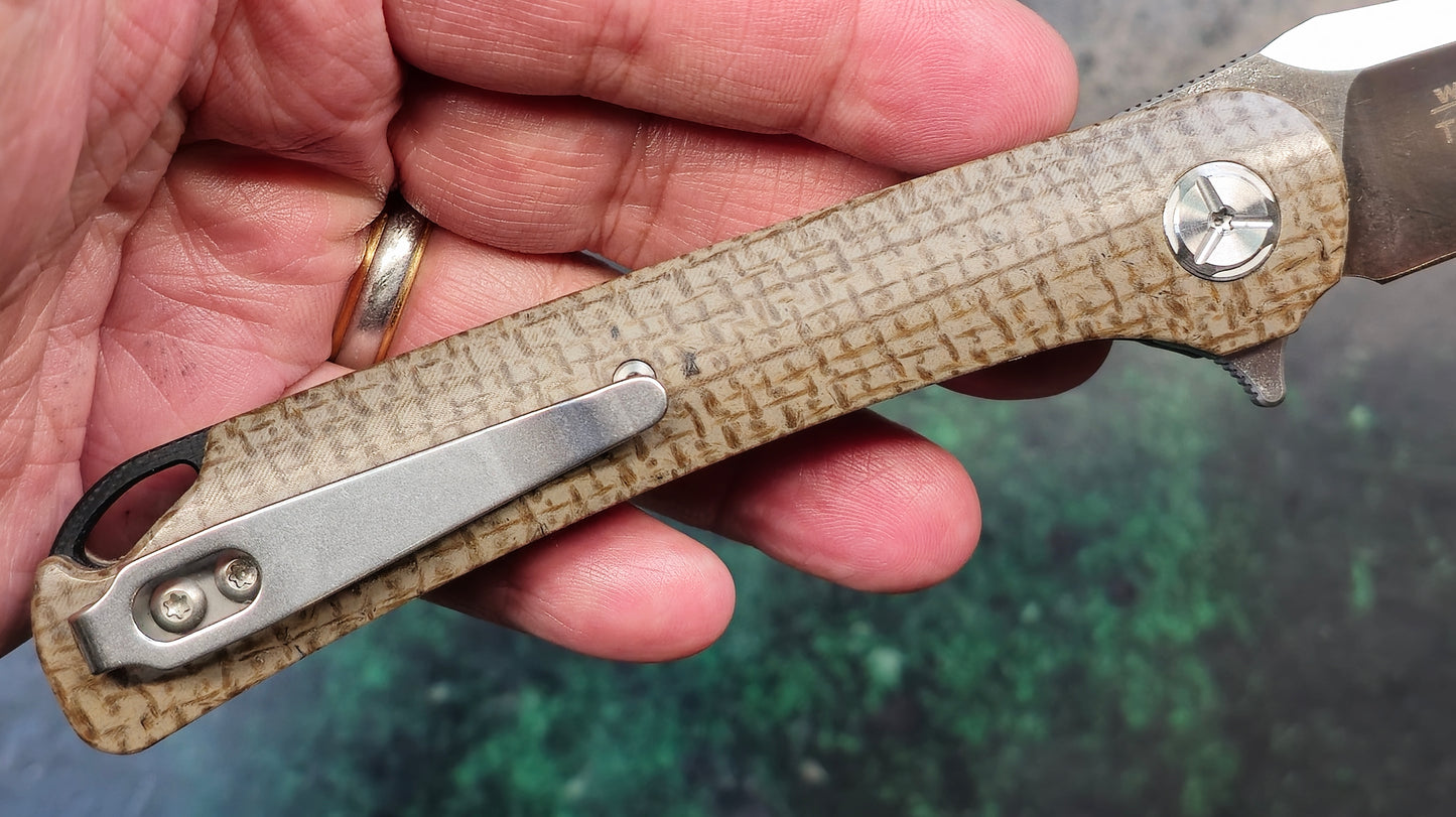 TWOSUN TS159 Brown Linen Micarta Handle D2 Plain Edge (NEW)