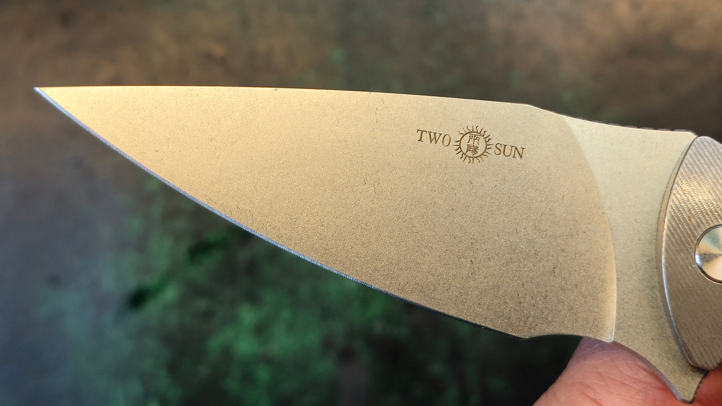 TwoSun TS286 Green Titanium/Micarta D2 (NEW)