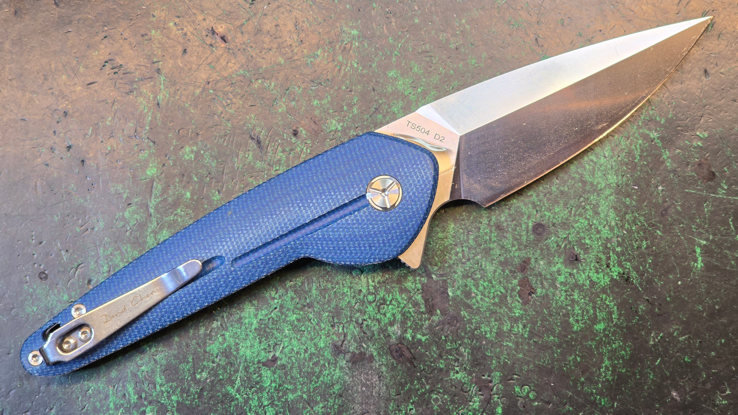 TWOSUN TS504 Blue Micarta Handle D2 (NEW)