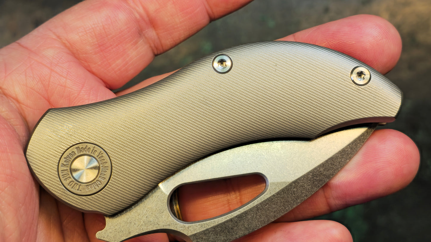 TWOSUN TS230 Titanium Handle 14C28N (NEW)