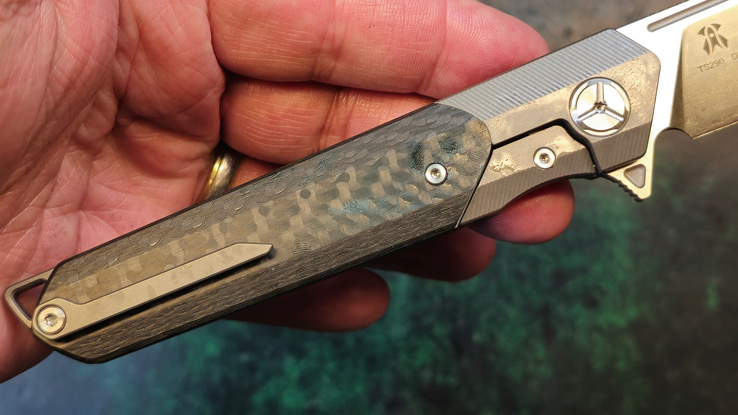 TWOSUN TS290 Black Carbon Fiber/Titanium Handle D2 (NEW)