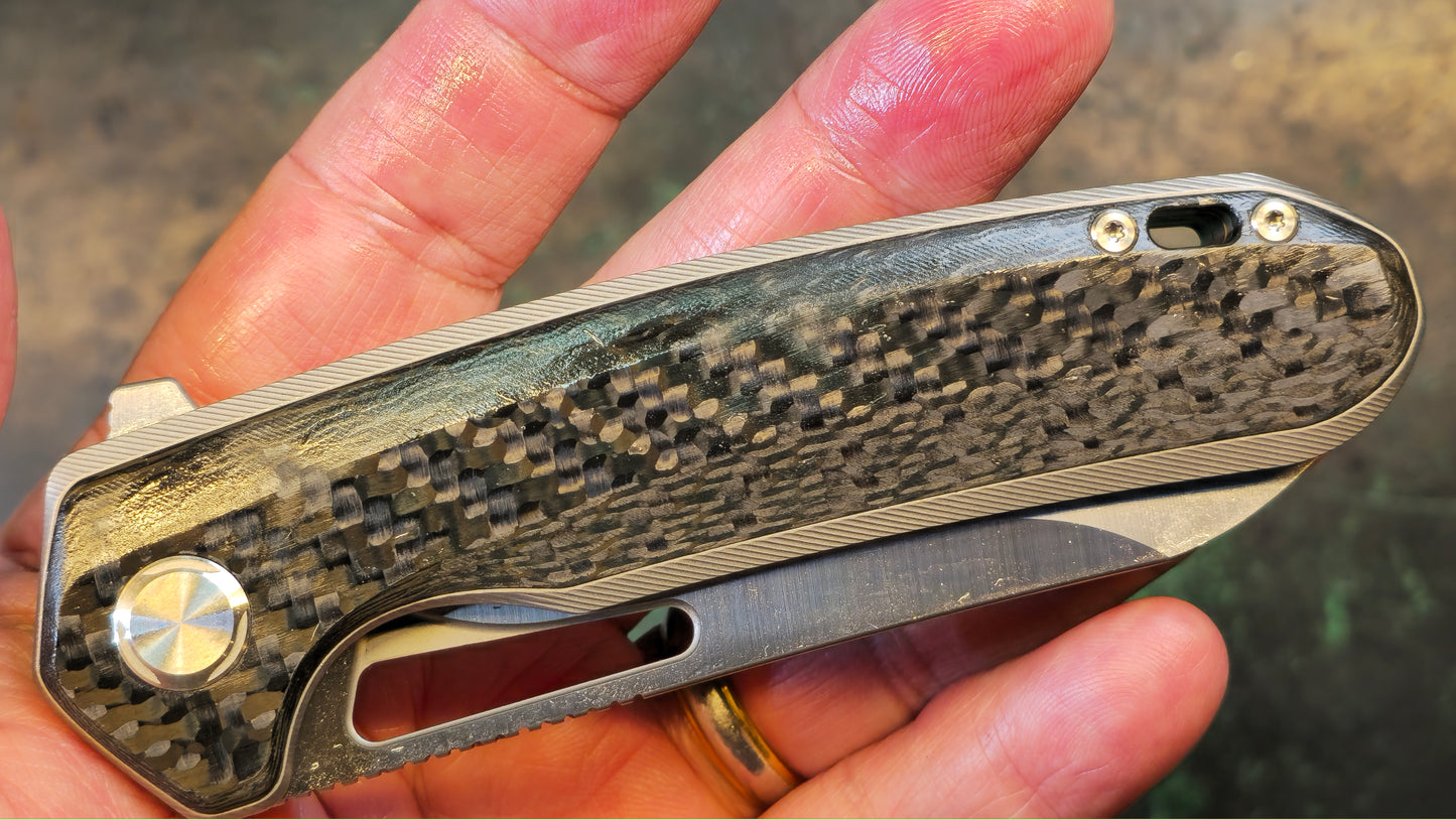 TwoSun TS380 Folding Knife Titanium/Carbon Fiber Handle M390 (NEW)