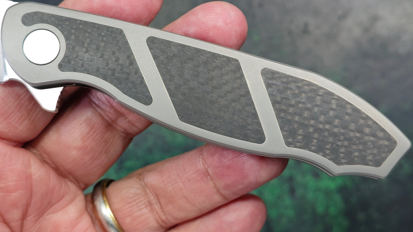 Tuya Scaphoid Titanium Carbon Fiber S90V (NEW)