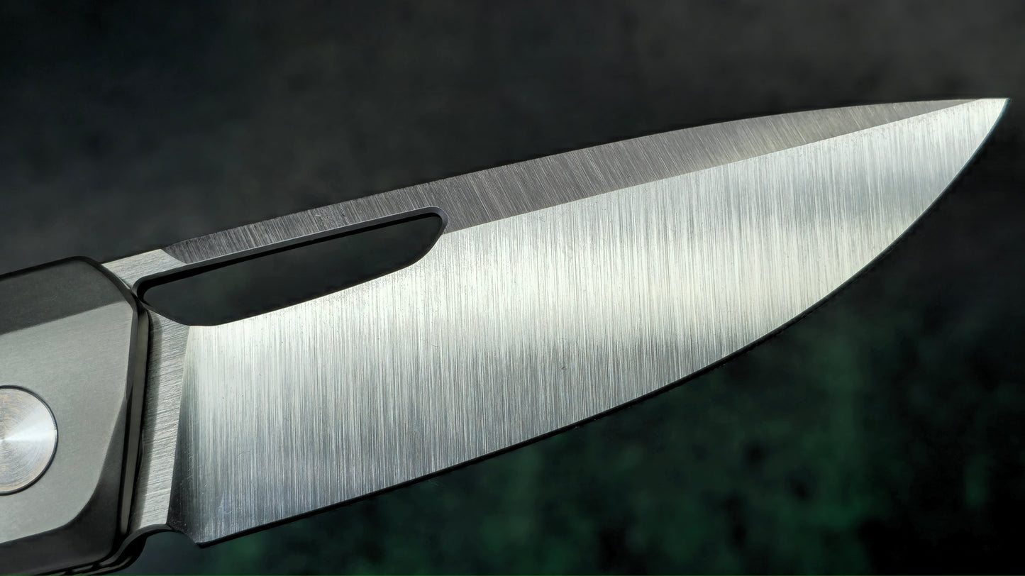 Tuya Anzu Green/Black Marble Carbon Fiber Titanium Handle M390 (NEW)