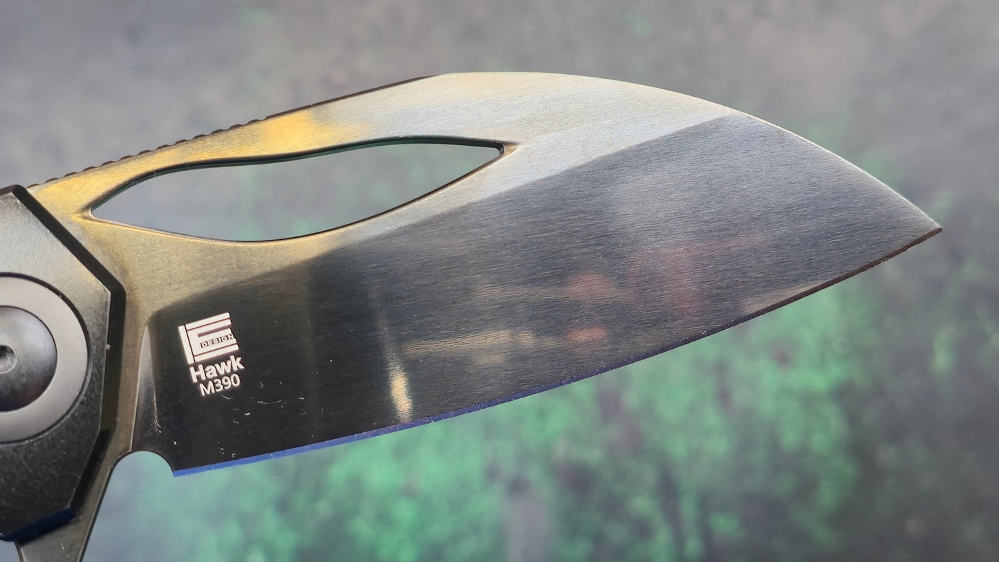 Kizer Hawk Titanium Handle Polished DLC M390 (NEW - OPEN BOX)