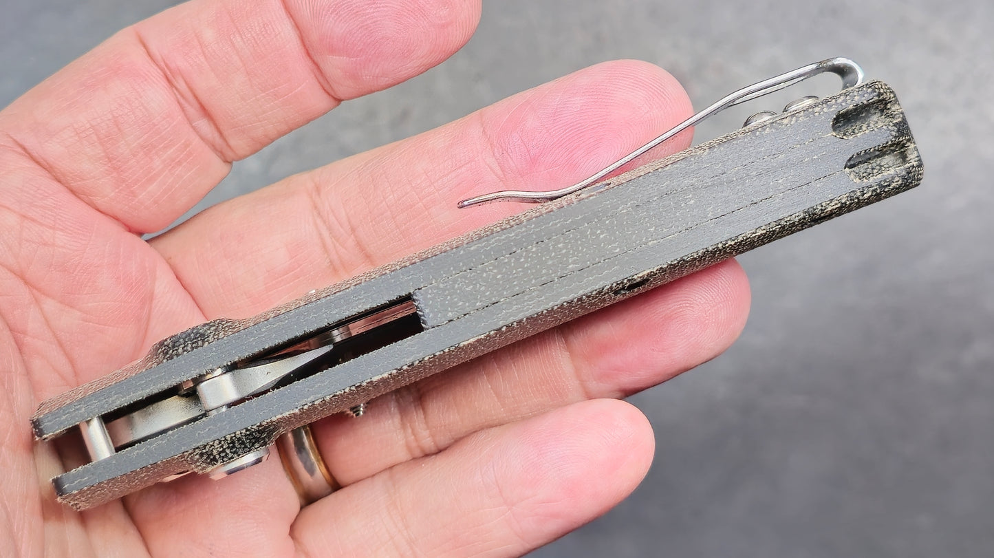 TWOSUN TS398 Button Lock Micarta D2 (NEW - OPEN BOX)