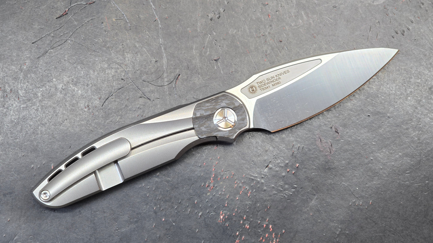 TwoSun Sidewinder Front Flipper Pocket Knife Gray Titanium & CF Handle M390 (NEW)