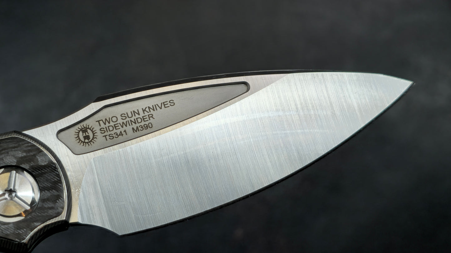 TwoSun Sidewinder Front Flipper Pocket Knife Gray Titanium & CF Handle M390 (NEW)
