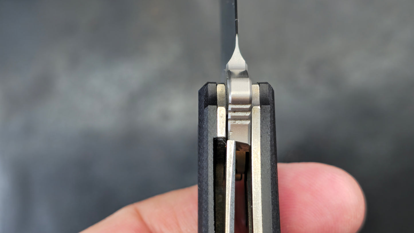 TWOSUN TS50 Red/Black G10 (DYED) D2 (Used)