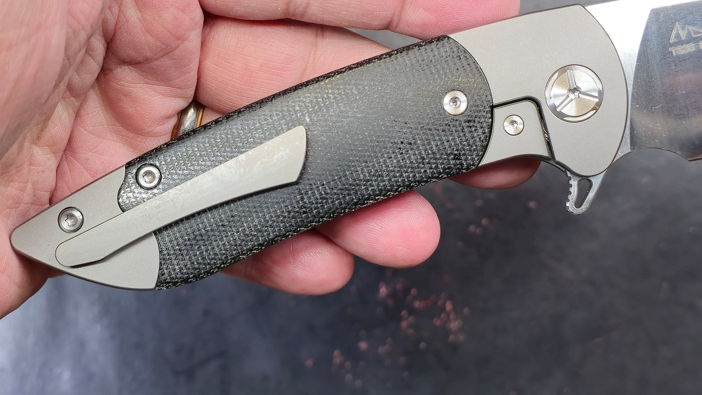 TWOSUN TS36 Titanium Micarta D2 (New)