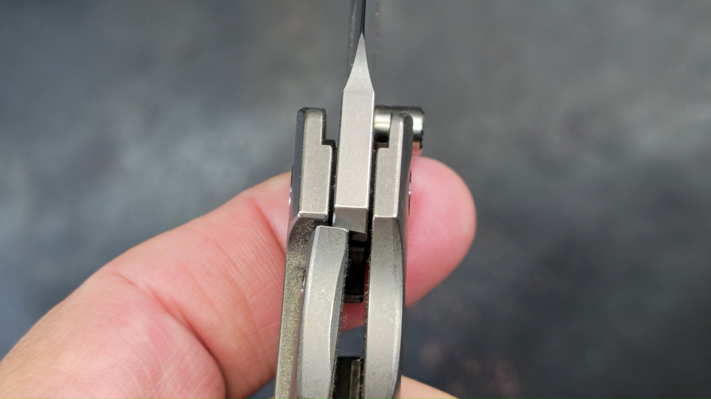 TWOSUN TS174 Titanium Micarta D2 (USED)
