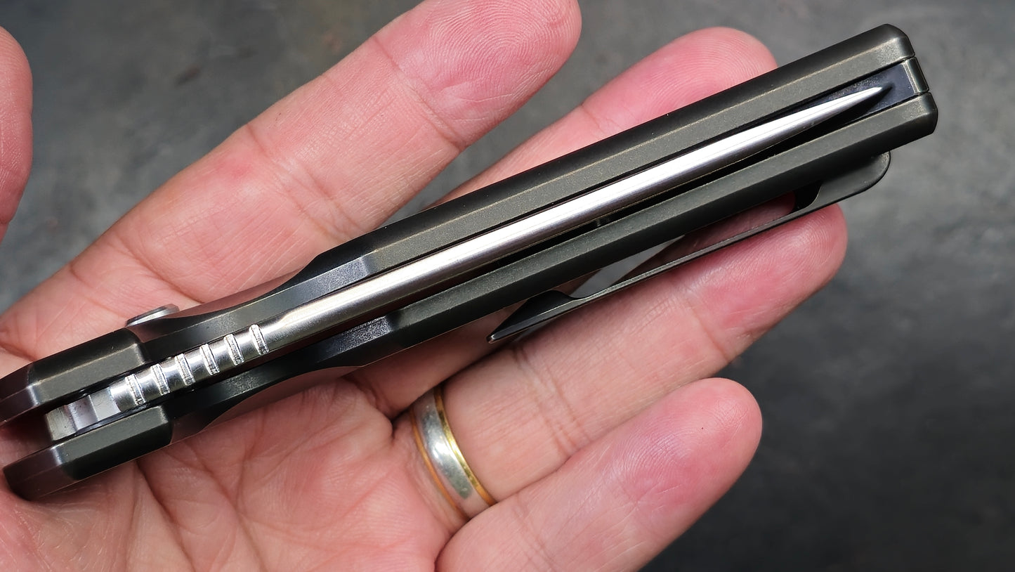 TWOSUN TS210 Button Lock Titanium D2 (NEW)