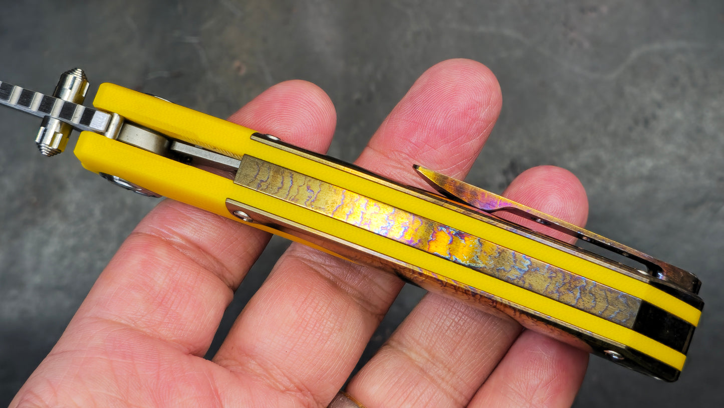 TWOSUN TS214 G10 Anodized Titanium 14C28N (NEW)