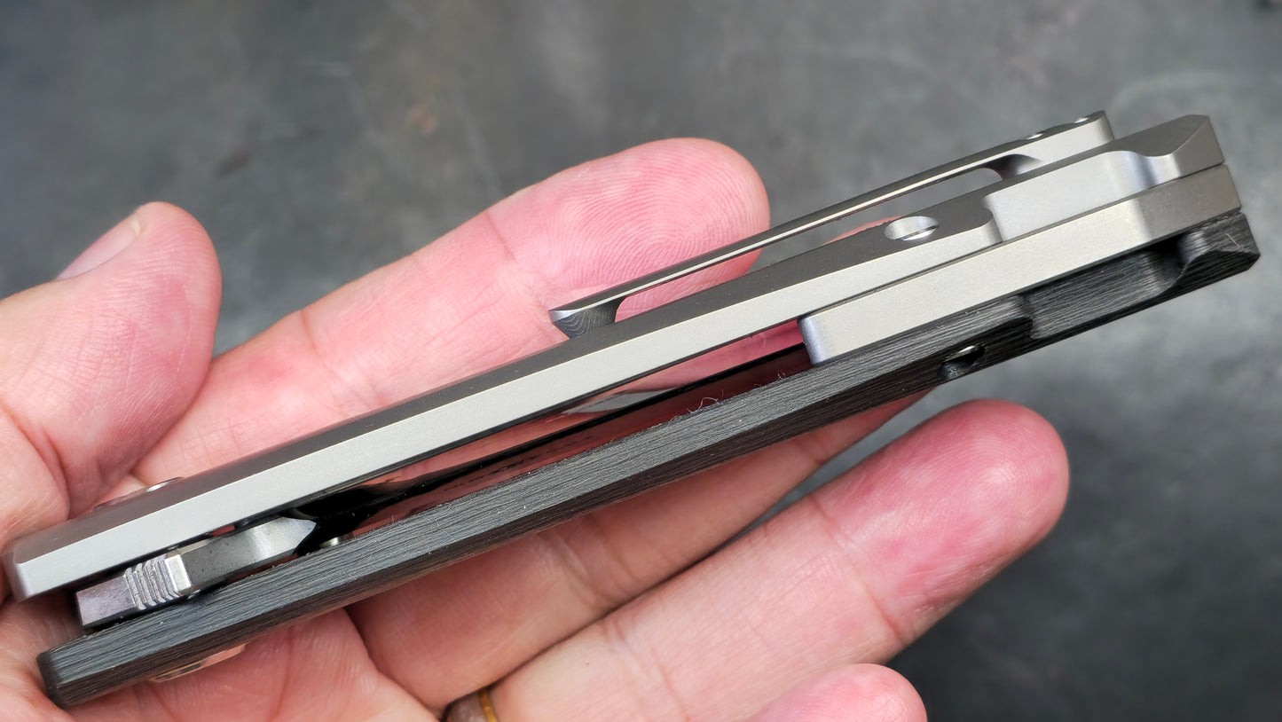 TWOSUN TS182 Titanium / Carbon Fiber M390 (NEW)