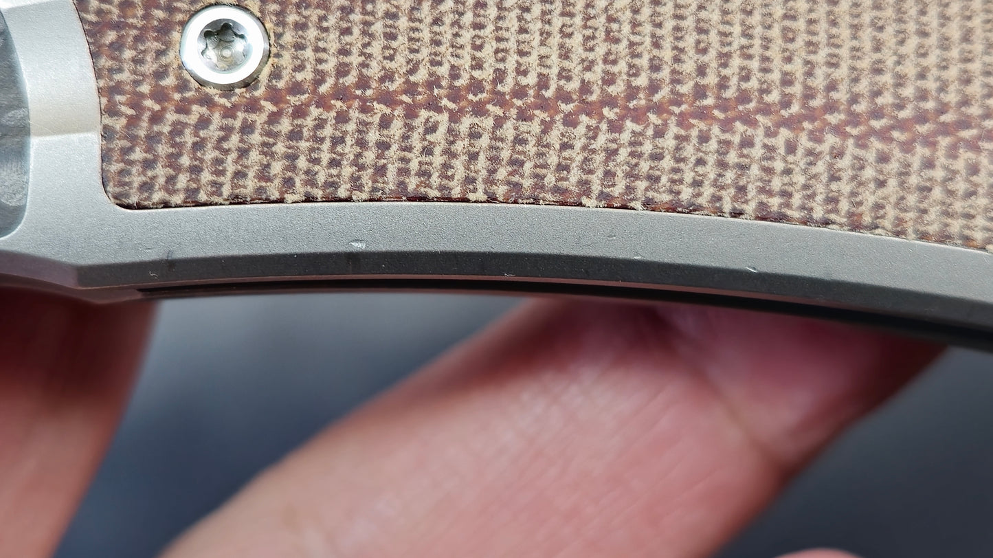 TWOSUN TS142 INTEGRAL Titanium Carbon Fiber Micarta M390 (USED)