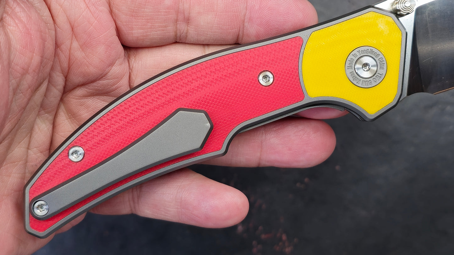 TWOSUN TS416 Titanium & Red/Yellow G10 Inlay D2 (NEW)