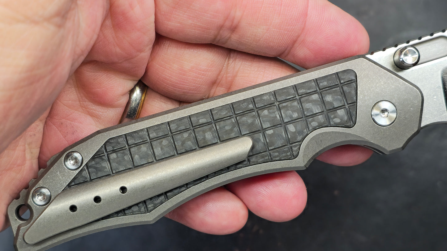 TWOSUN TS475 Titanium & Frag Carbon Fiber Handle M390 (NEW)