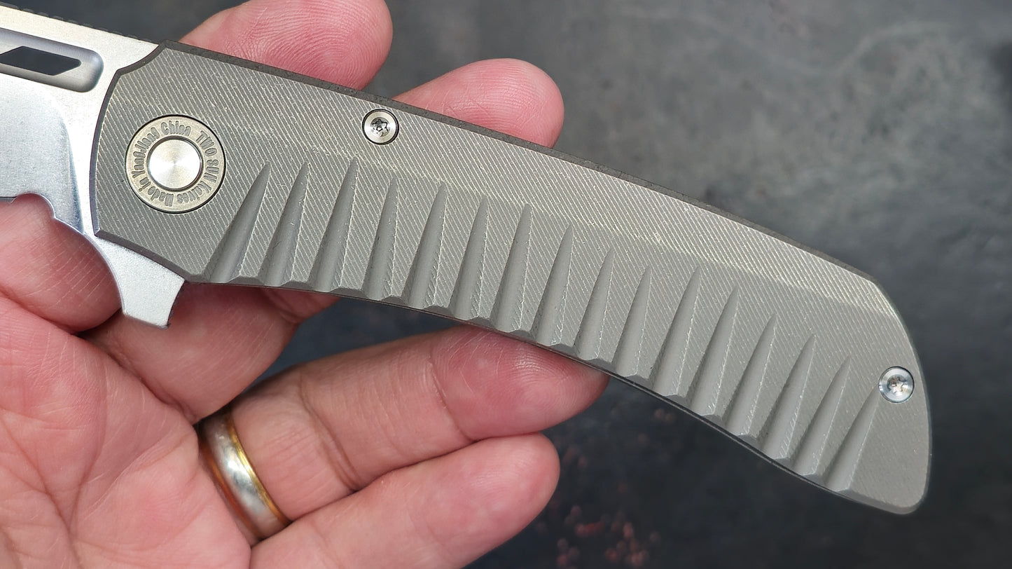 TWOSUN TS411 Gray Titanium Handle 14C28N (NEW)