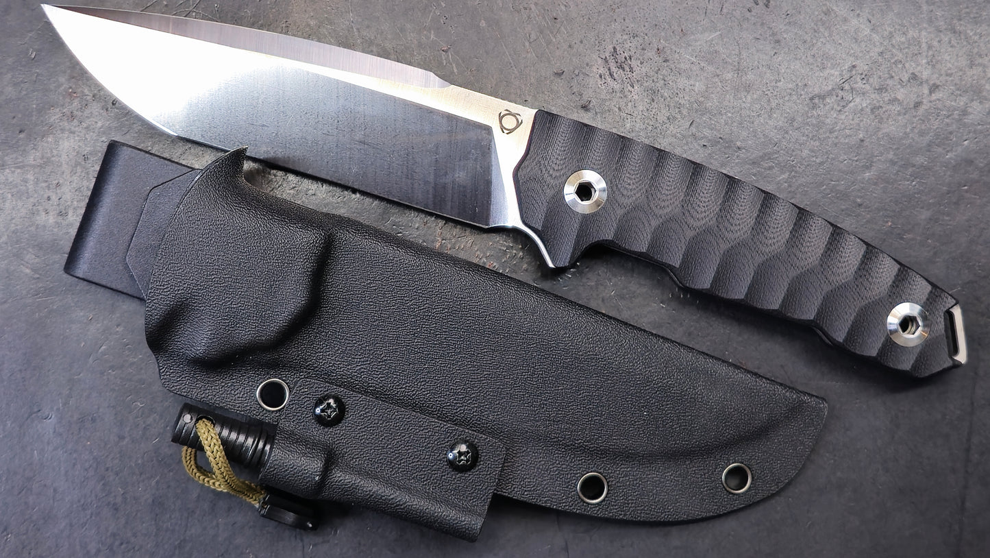 SIXLEAF SL-65 G-10 9CR14MOV With A Fire Starter Striker (NEW)