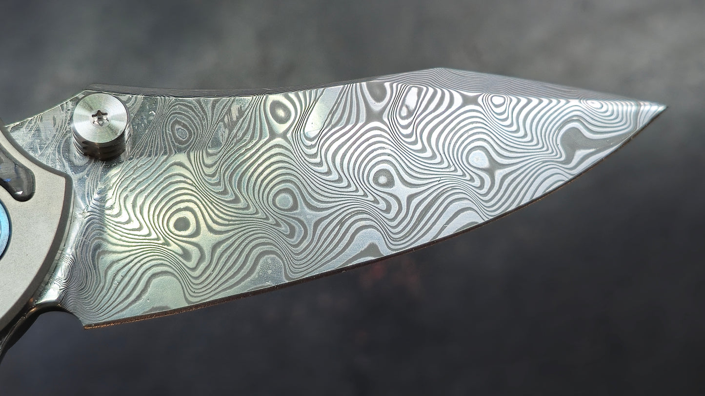 YJGDCN CN028 RIHE Titanium / Carbon Fiber Damascus (NEW)