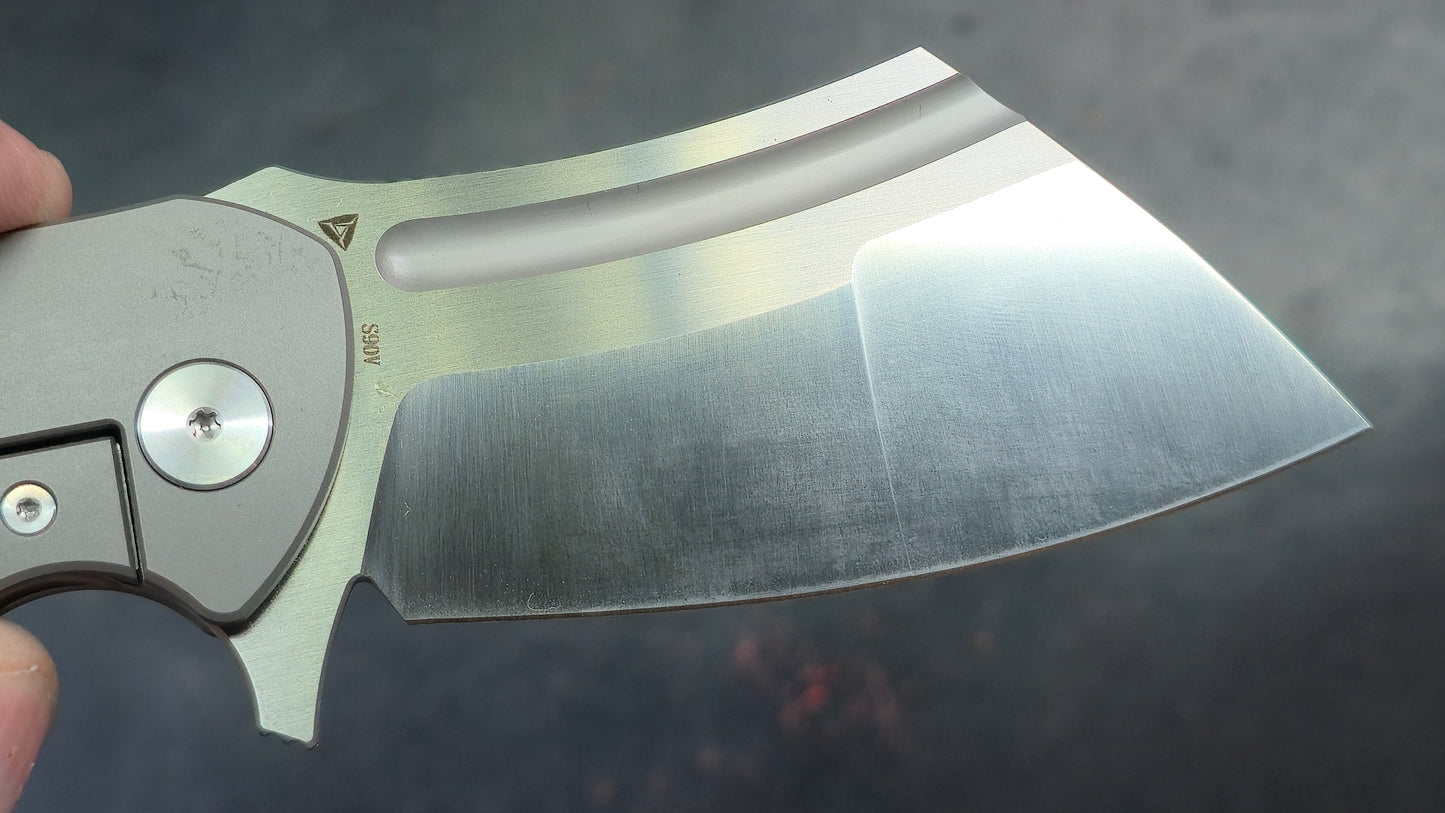 Tuya Knife Hellfire Titanium Carbon Fiber S90V (NEW)