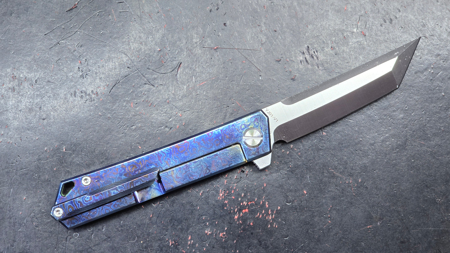 TWOSUN TS20 Timascus TITANIUM DAMASCUS HANDLE YJ01-V1 TANTO (NEW - OPEN BOX)