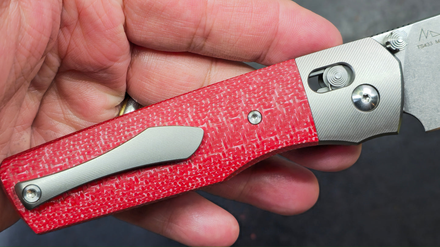 TWOSUN TS433 RED Carbon Fiber / Titanium M390 (NEW)