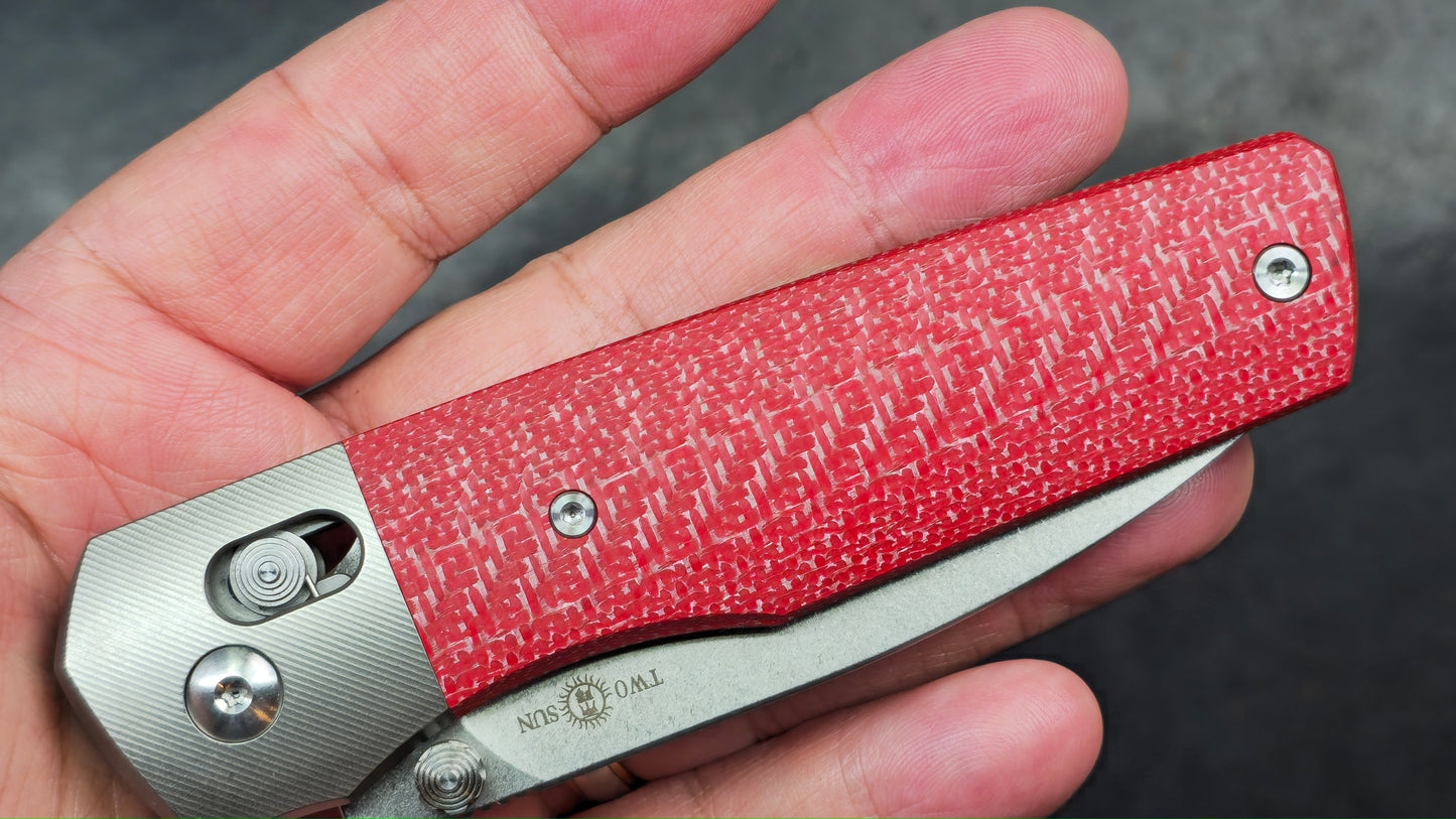 TWOSUN TS433 RED Carbon Fiber / Titanium M390 (NEW)
