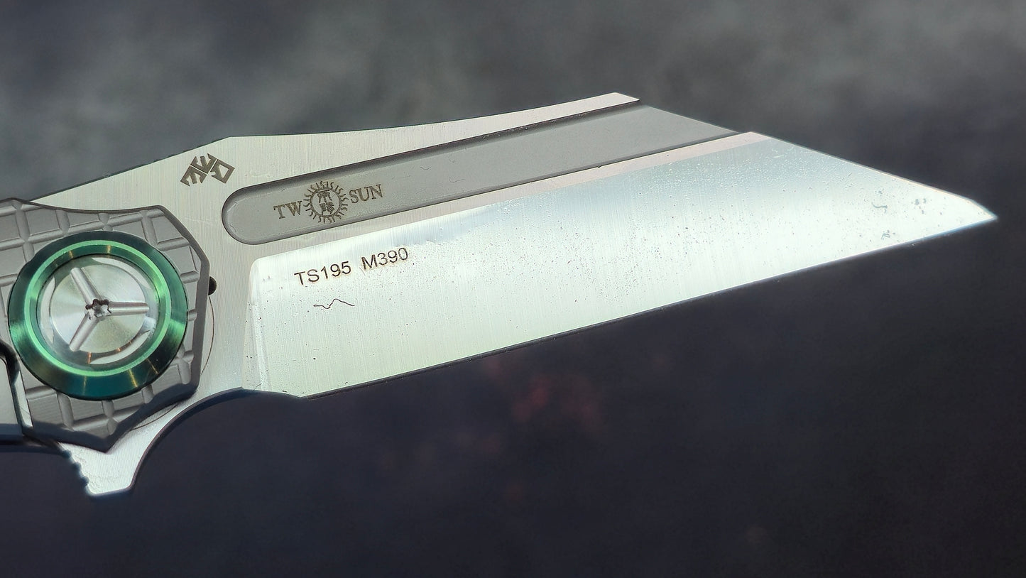 TwoSun TS195 Frag Titanium Handle M390 Blade (NEW)