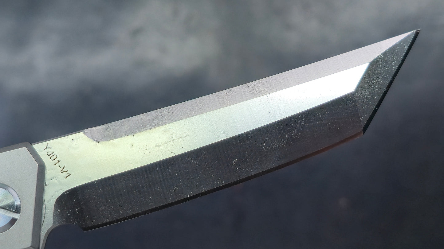 TwoSun TS20 Diamond Titanium Handle YJ01-V1 Blade (NEW)