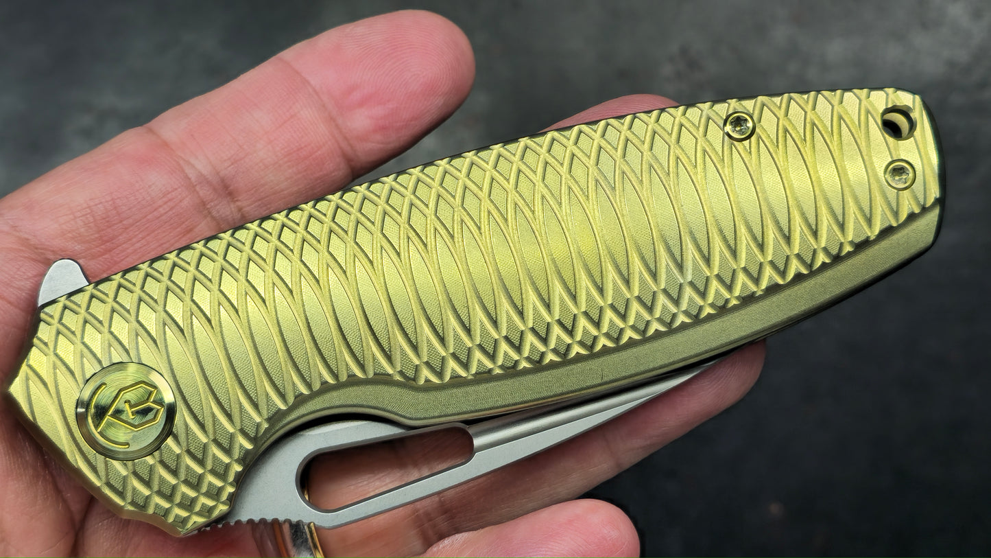 Kubey Tityus Yellow Textured Titanium Handle 14c28n (NEW)
