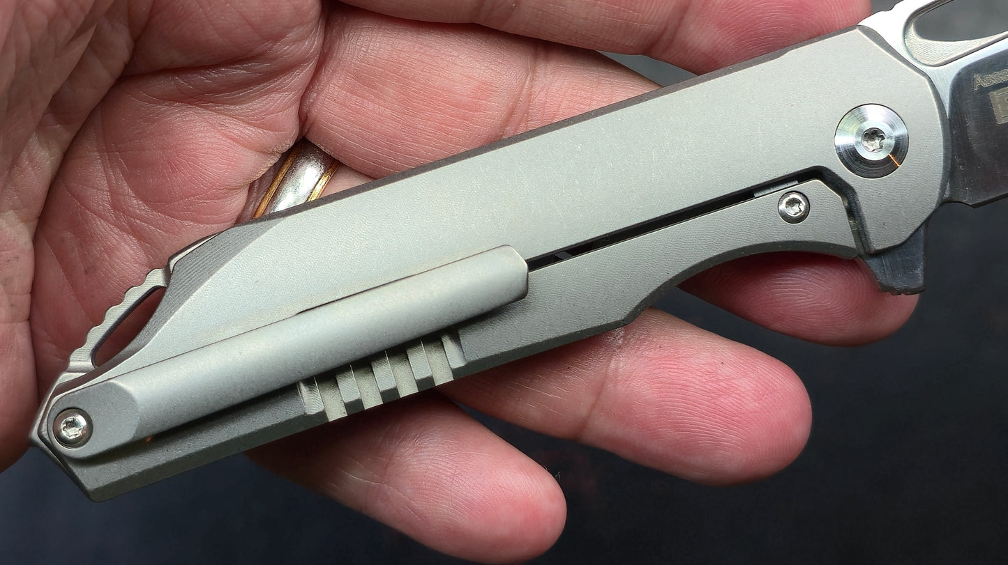 Kizer Assassin Titanium Handle, 3.15 Inches S35VN (NEW)