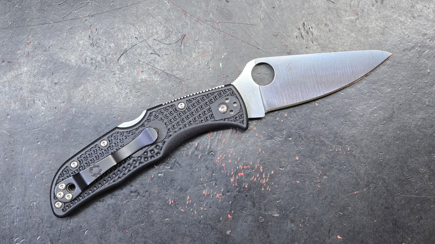 Spyderco Endela Lock Back Black FRN VG-10 (NEW)