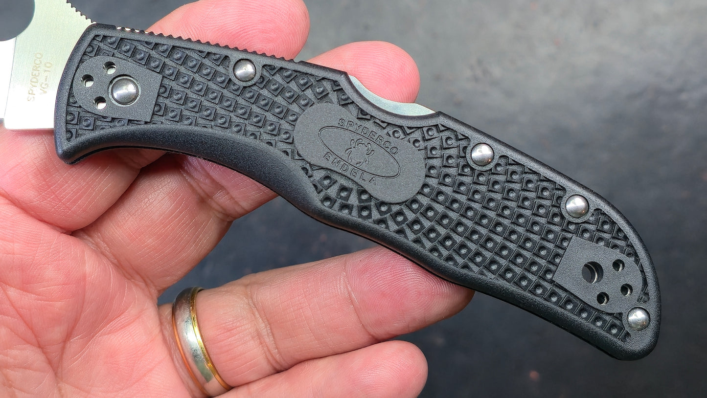 Spyderco Endela Lock Back Black FRN VG-10 (NEW)