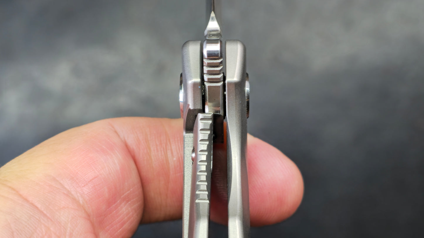 TIGEND Space Time SK1847 Titanium S35VN (NEW)