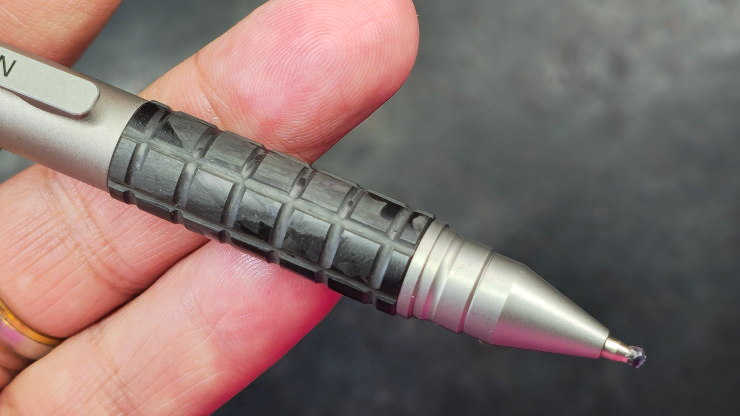 TwoSun PEN57 Push Button Carbon Fiber Titanium Body Black Ink (NEW)