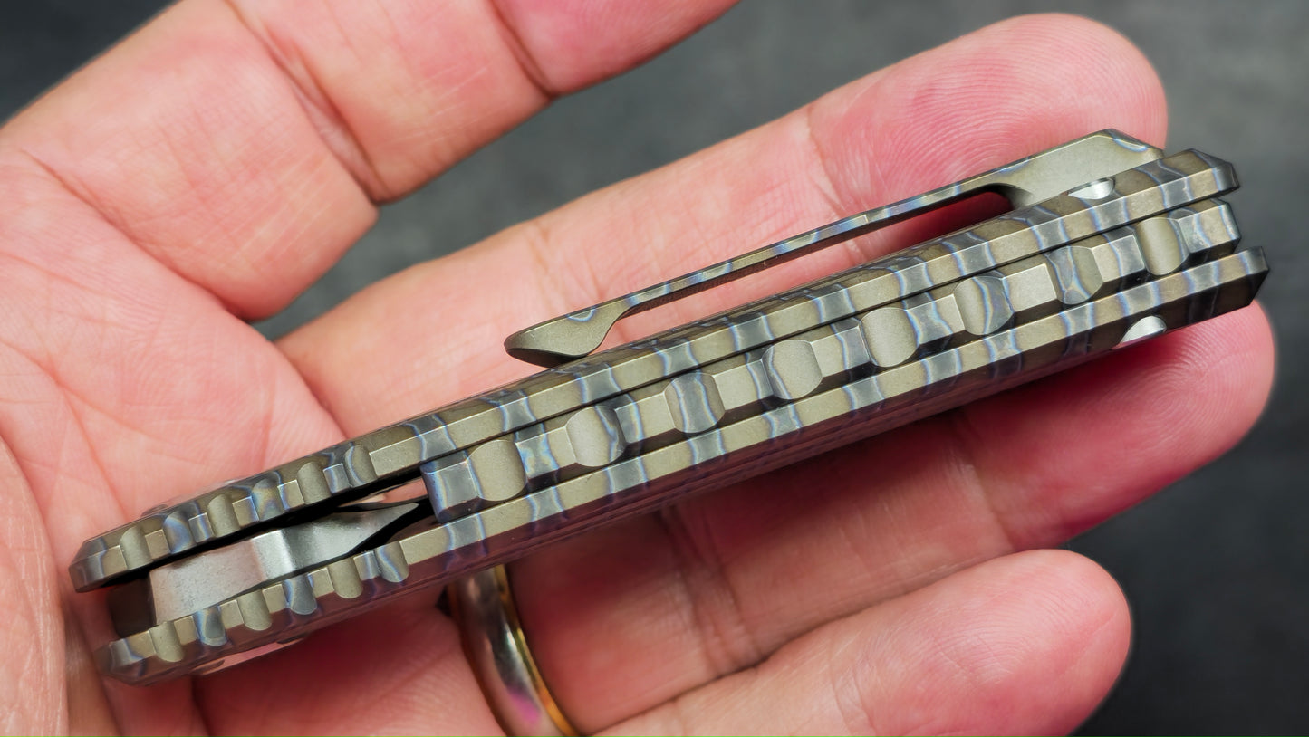 TWOSUN TS32 (FIRE) Titanium Handle M390 Blade (NEW)
