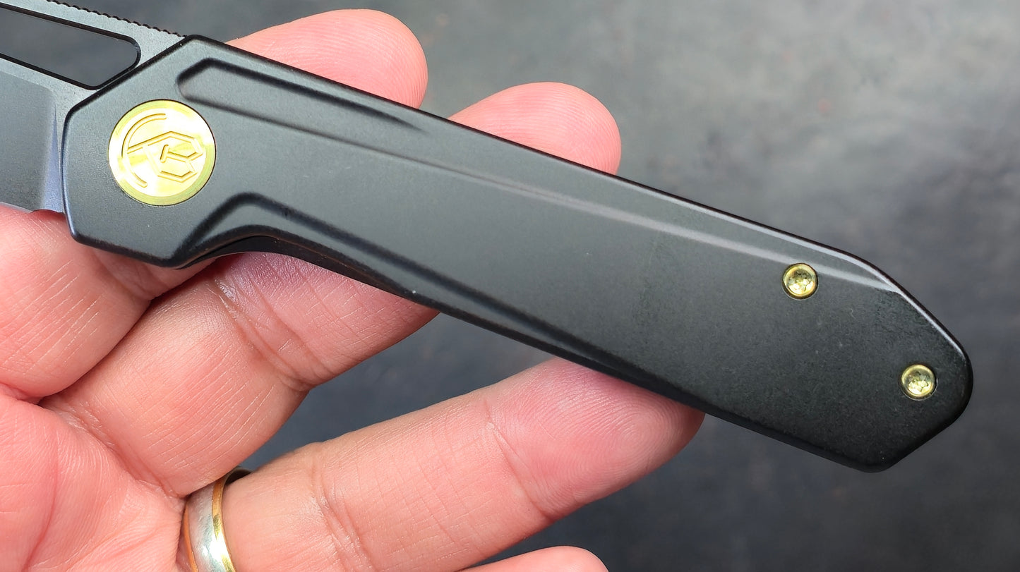 Kubey Royal Frame Lock Black Titanium Handle M390 (NEW)