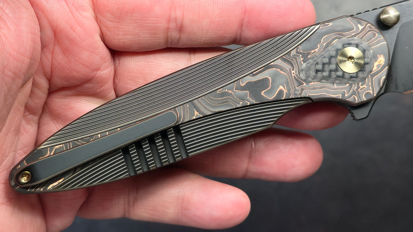 WE Zenthra Bronze/Black Titanium/Copper Foil Carbon Fiber Handle M390 (NEW)
